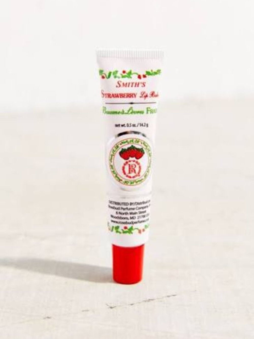 Smith’s Strawberry Lip Balm 🍓✨ - NEW